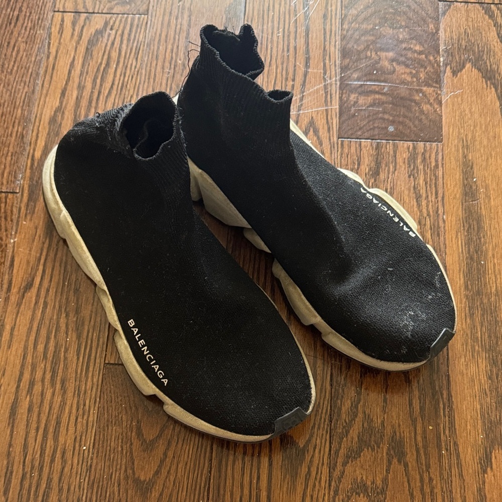 Balenciaga Black Knit Sneakers speedrunners size 40